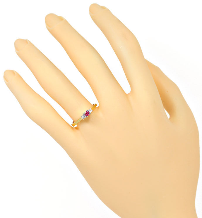 Foto 4 - Anmutiger Diamantring mit rotem Rubin in 585er Gelbgold, R8463